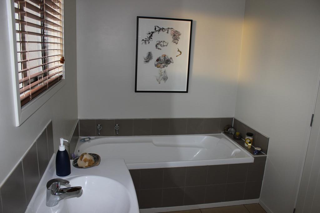 Birds Eye View Bed And Breakfast Waihi Rom bilde